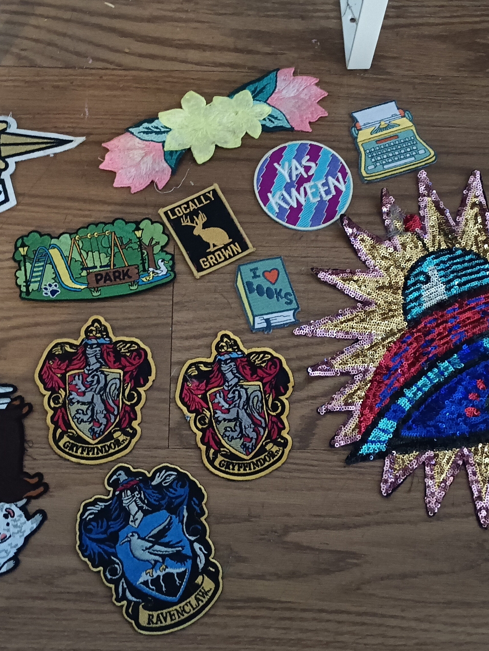 Patchwork Lot - 12 Patches